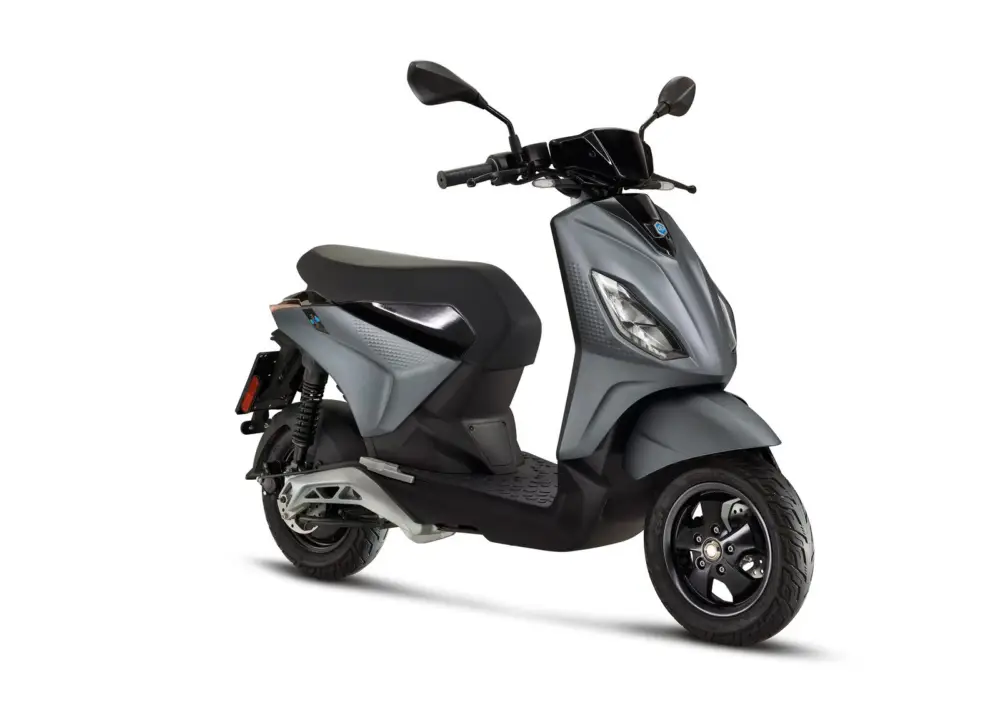 Ihned K Objednání Piaggio 1 Active Forever Grey