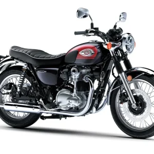 Výprodej KAWASAKI W800 MY24Metallic Diablo Black / Ebony