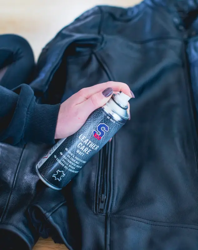 Značkový S100 ochrana a péče o kůži, semiš a přírodní matné povrchy - S100 Leather Care Matt 300 ml